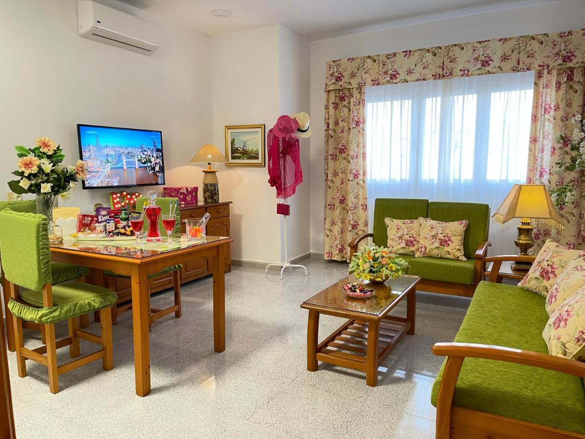 Emycanarias Holiday Homes Vecindario 베신다리오 외부 사진