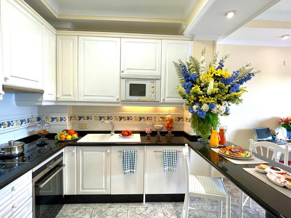 Emycanarias Holiday Homes Vecindario 베신다리오 외부 사진