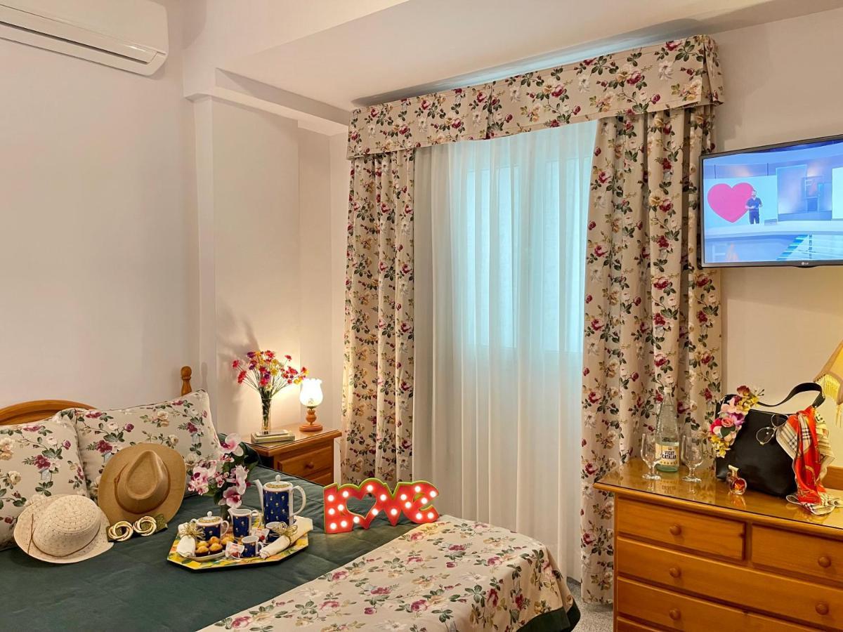 Emycanarias Holiday Homes Vecindario 베신다리오 외부 사진