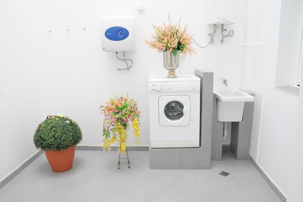Emycanarias Holiday Homes Vecindario 베신다리오 외부 사진
