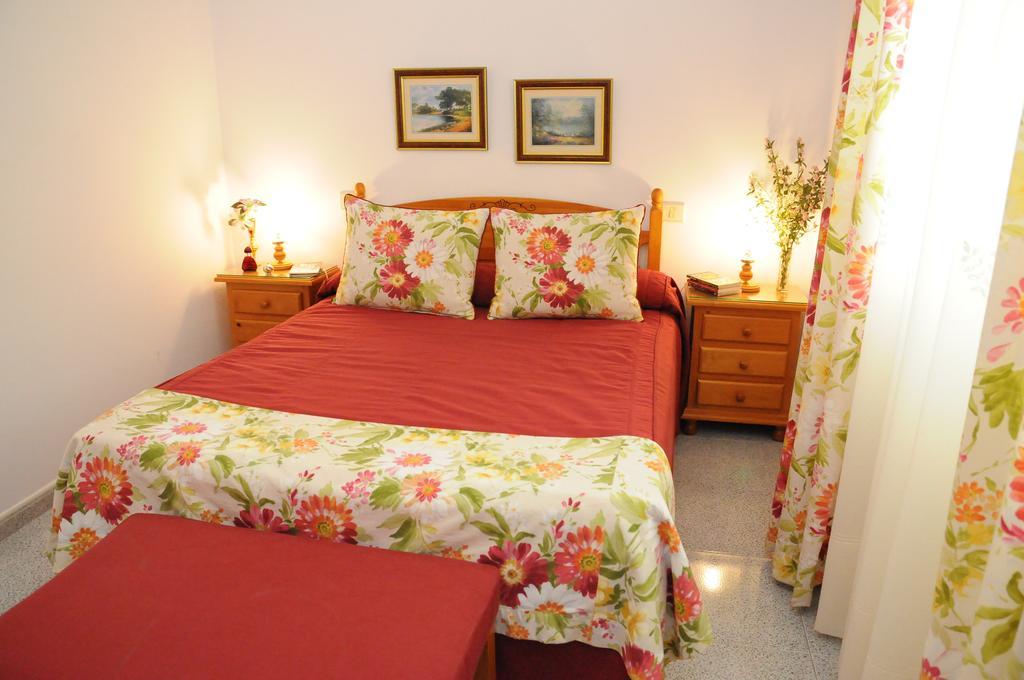 Emycanarias Holiday Homes Vecindario 베신다리오 외부 사진
