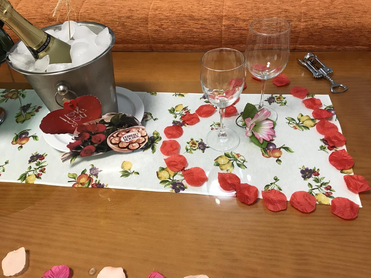 Emycanarias Holiday Homes Vecindario 베신다리오 외부 사진