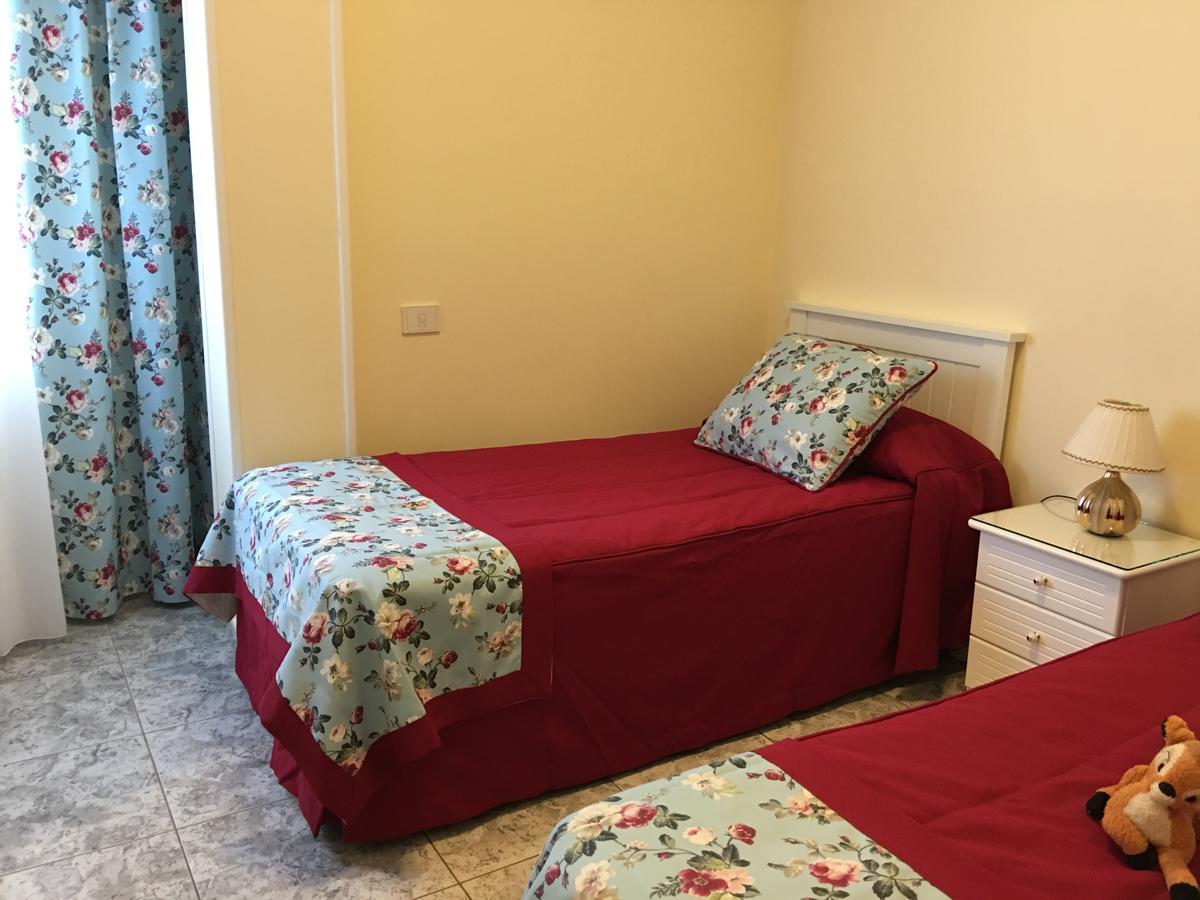Emycanarias Holiday Homes Vecindario 베신다리오 외부 사진